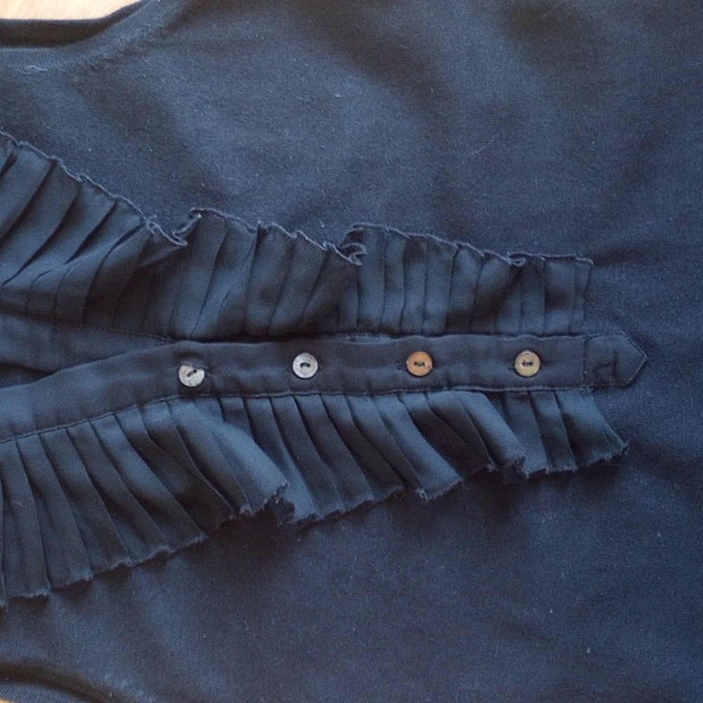 Cache Black Sleeveless Ruffle Sweater - Picture 5 of 8